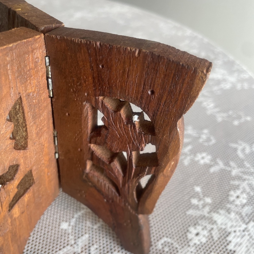 Vintage Hand Carved Wood 3 Leg Folding Mini Plant Book Stand Floral India - Picture 14 of 16